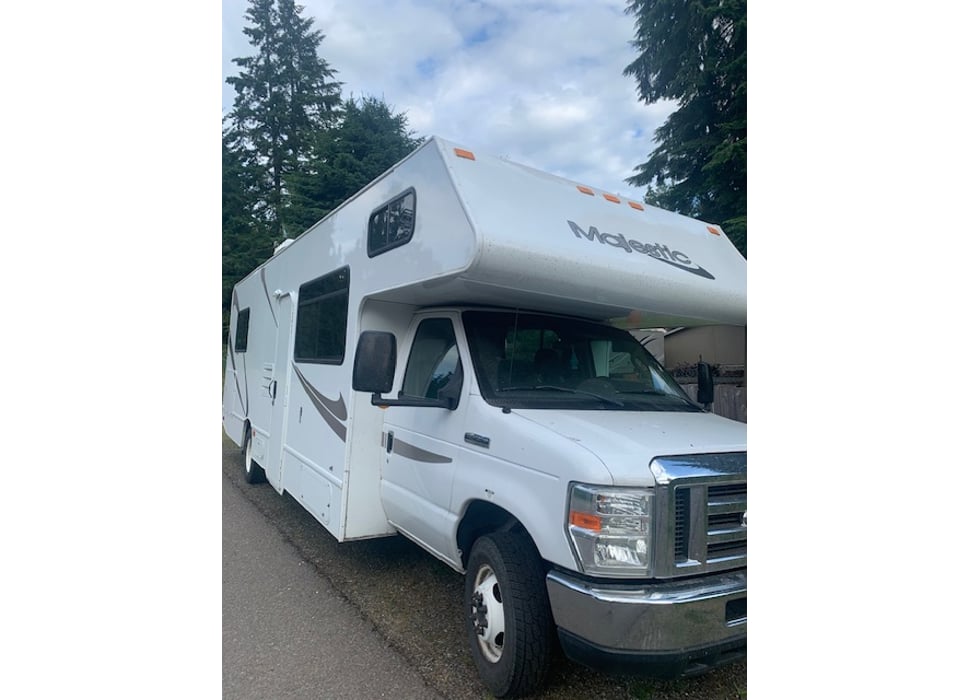 Class C Motor Home rentals in Quincy
