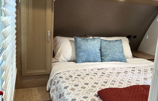 Great Family Getaway w/ Slide-Out.