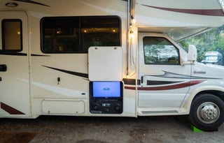 Free Wifi | Easy to Drive | Sleeps 7 | Big Battery