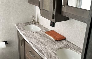 Turn Key stocked 38' upgraded unit sleeps four.