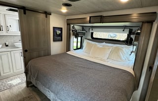 Yordy & Nates RV Rental