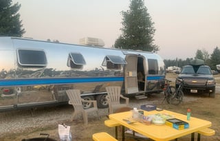 Silver Stays 1981 Airstream Excella II