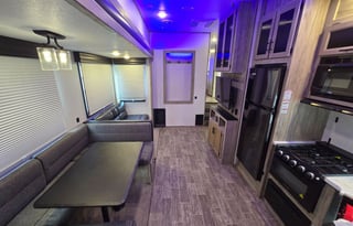 Cherokee Artic Wolf 287BH