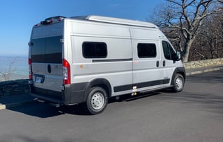 2021 Winnebago Solis 59P