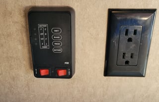 2016 Forester  Grey wolf Toy Hauler 26ft No slide