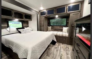 ULTIMATE ESCAPE IN OUR COZY CAMPER