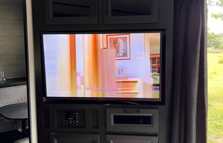 Luxury new spacious camper near Myakka State Park