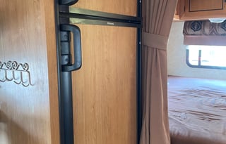 2011 Coachmen RV Freelander 21QB  Ford 350