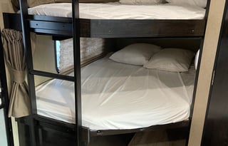 Grand Design Imagine 2400BH "Family Rig"