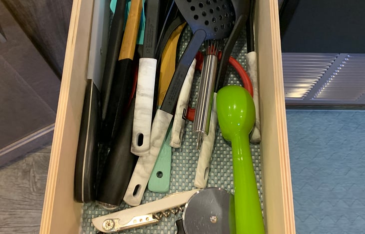 Kitchen utensils provided