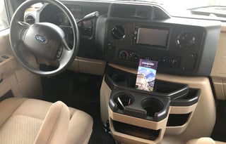 2019 Coachmen RV Freelander 28BH Ford 450 LowMiles