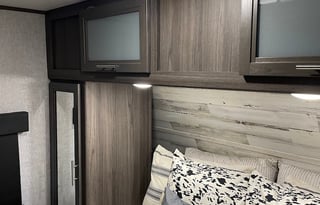 2021 Kodiak Ultra-Lite 332BHSL Huge Bunkhouse