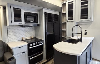 2024 Forest River Arctic Wolf Suite 3660