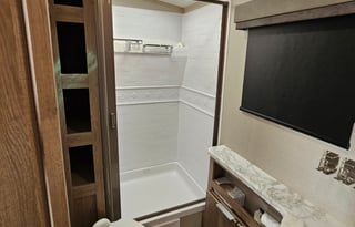 2021 Grand Design Imagine 2400BH