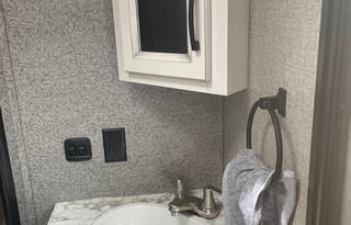 1/2 Ton Towable* - 2021 Jayco w/Camera System