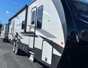 Winnebago Industries Towables Voyage 3033BH