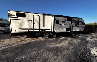 2023 Heartland Mallard M33