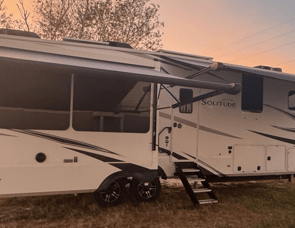 Grand Design Solitude 378MBS