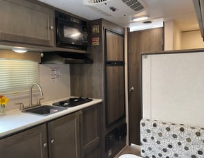 Coachmen RV Clipper Ultra-Lite 17BH