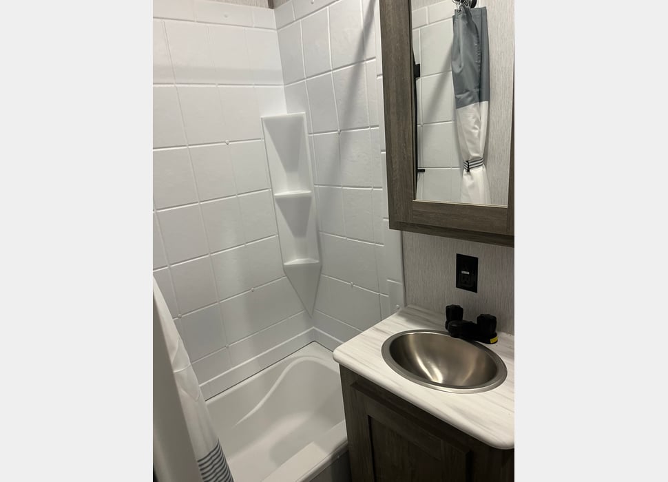 Fifth Wheel rentals in Flowood