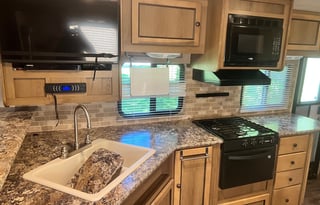 Lisa and Earl’s Family Adventure RV Rental