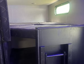 Forest River RV Cherokee Grey Wolf Black Label 26DBHBL