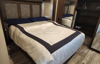 2019 Grand Design Solitude S-Class 3740BH