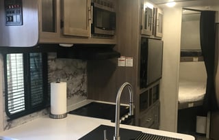 2022 CrossRoads Sunset Trail KING BED DUAL AC's