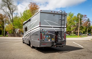 Winnebago Navion - Luxury Meets Adventure