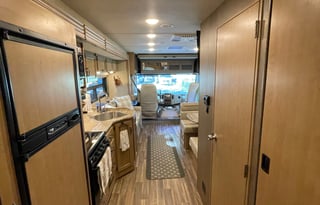 2018 Thor Motor Coach ACE 30.1 “Big Emma”