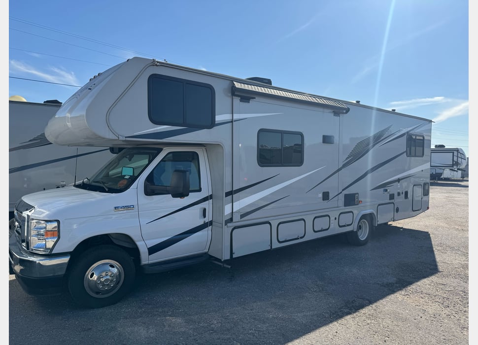 Class C Motor Home rentals in Bastrop