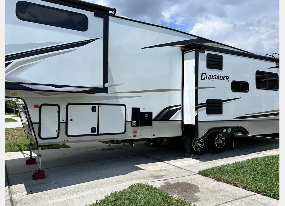 Fifth Wheel rentals in Sebring