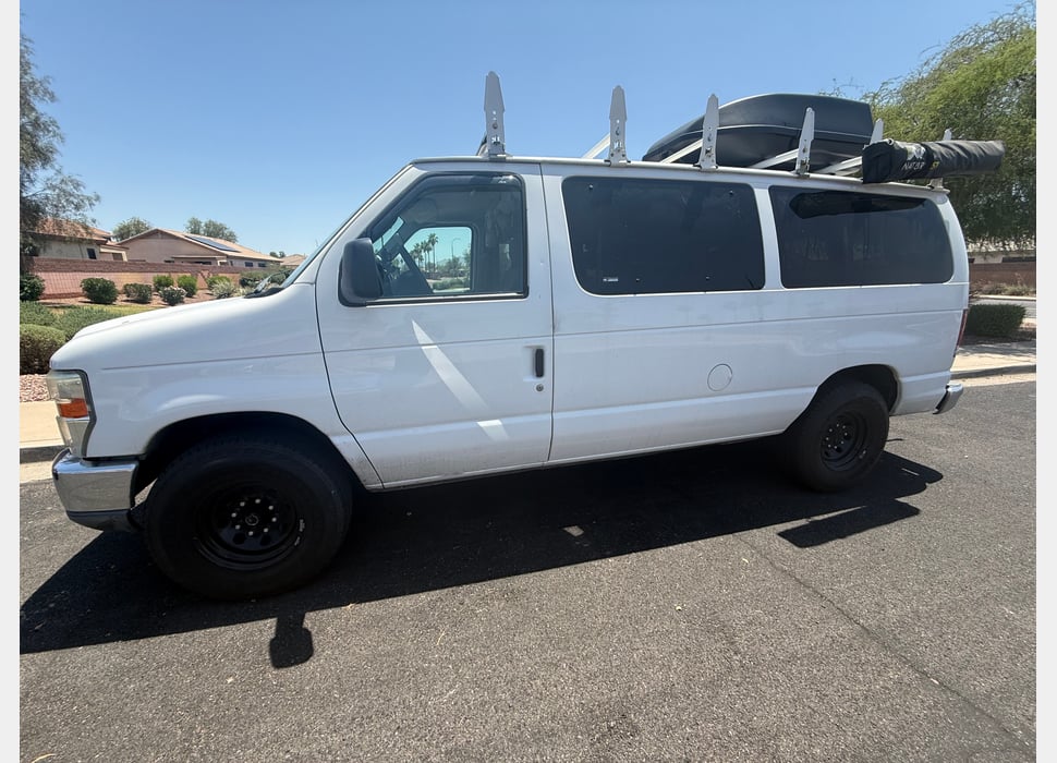 Class C Motor Home rentals in Glendale