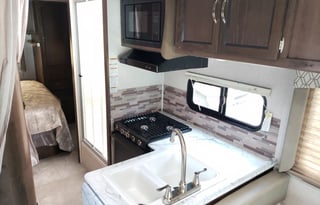 2020 Coachmen RV Freelander 27QB Chevrolet 4500