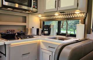 Finger Lakes RV Rentals Quantum