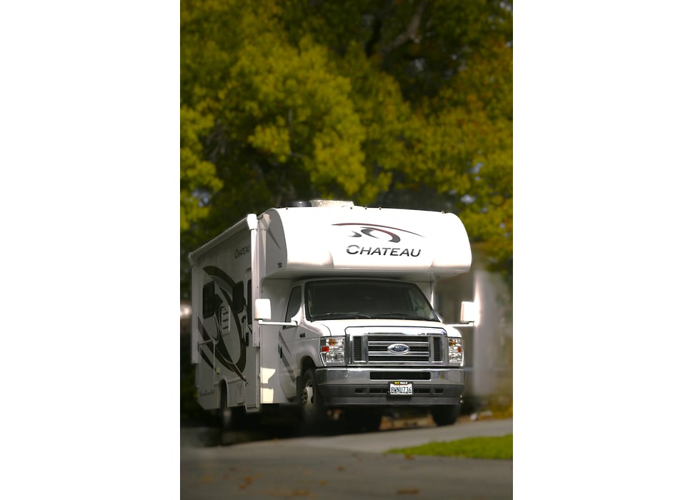 Class C Motor Home rentals in San Pablo