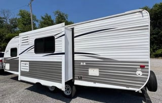 2016 Shasta RVs Oasis 25RS