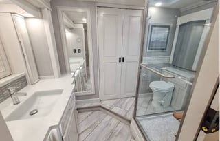 Rare Ultra-Luxury Diesel | Sleeps 9+ | 2 Bath
