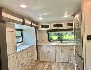 Keystone RV Sprinter Limited 3610FKS