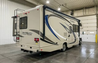 Sugarbear 6 - Not too big, not too small