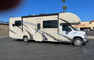 2020 Thor Motor Coach Chateau 28Z