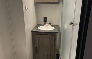 Mathews' Fam Home on Wheels