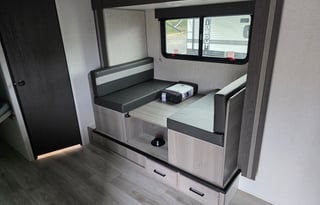 2024 Keystone RV Hideout Sleep 5