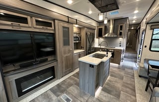 Luxurious Camping in a 2022 Crossroads Cameo