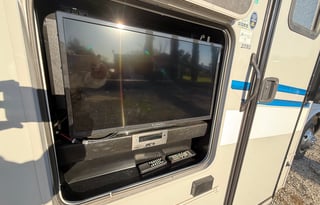 Sleep 6 - Luxury Family Fun RV Coachmen