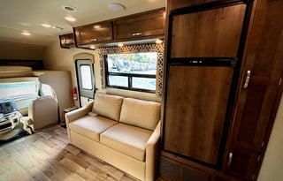 Ultimate Family Cruiser | Bunkhouse (Sleeps 8)