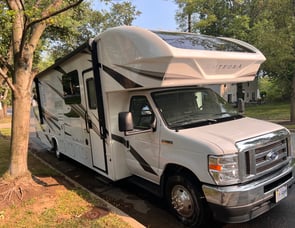 Entegra Coach Odyssey 31F