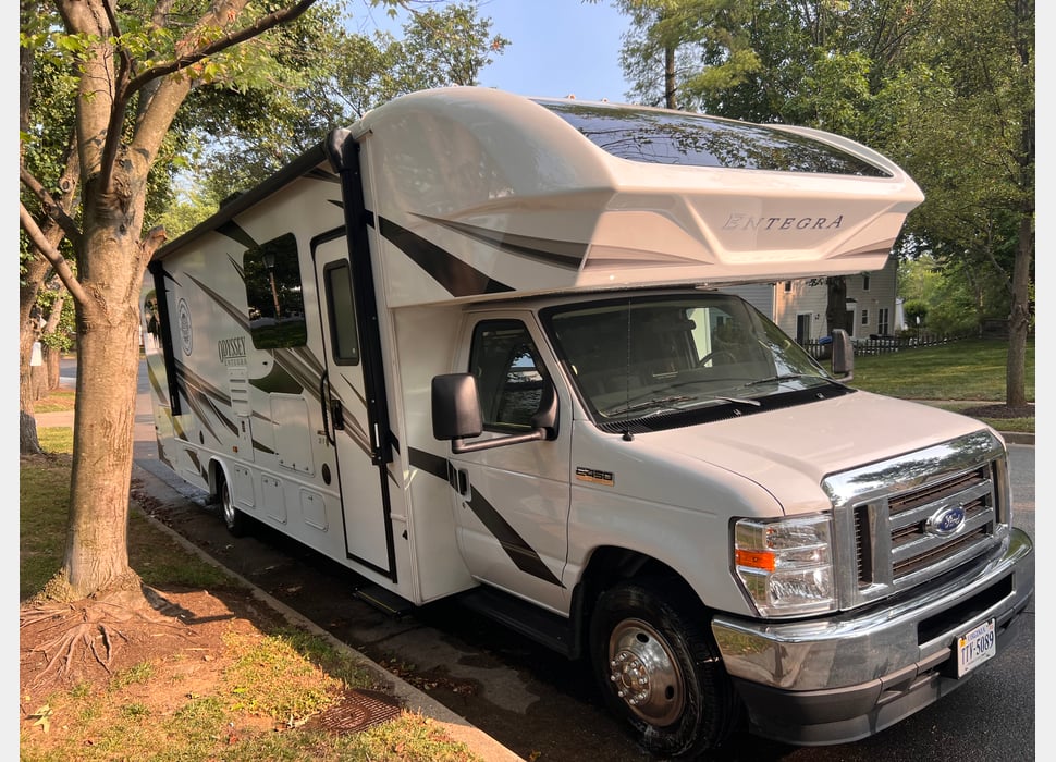 Class C Motor Home rentals in Keswick