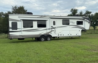 Gar and Cynthia’s kid approved camper rental