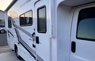 2025 Thor Four Winds 25z